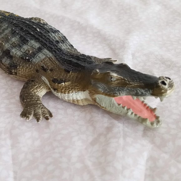 1995 Deinosuchus  (Dinosaur Alligator) Figure Carnegie Collection by Safari Ltd - Picture 6 of 15